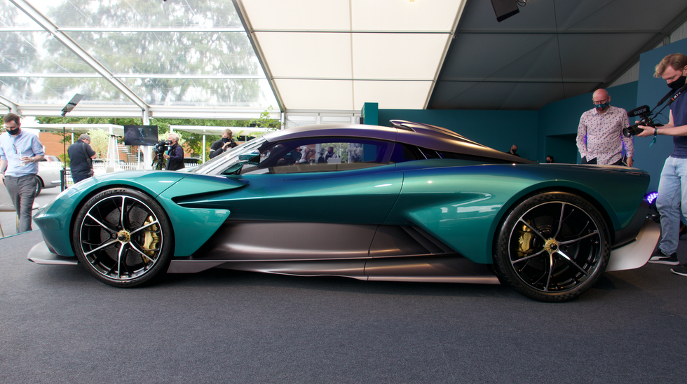 Aston Martin Valhalla