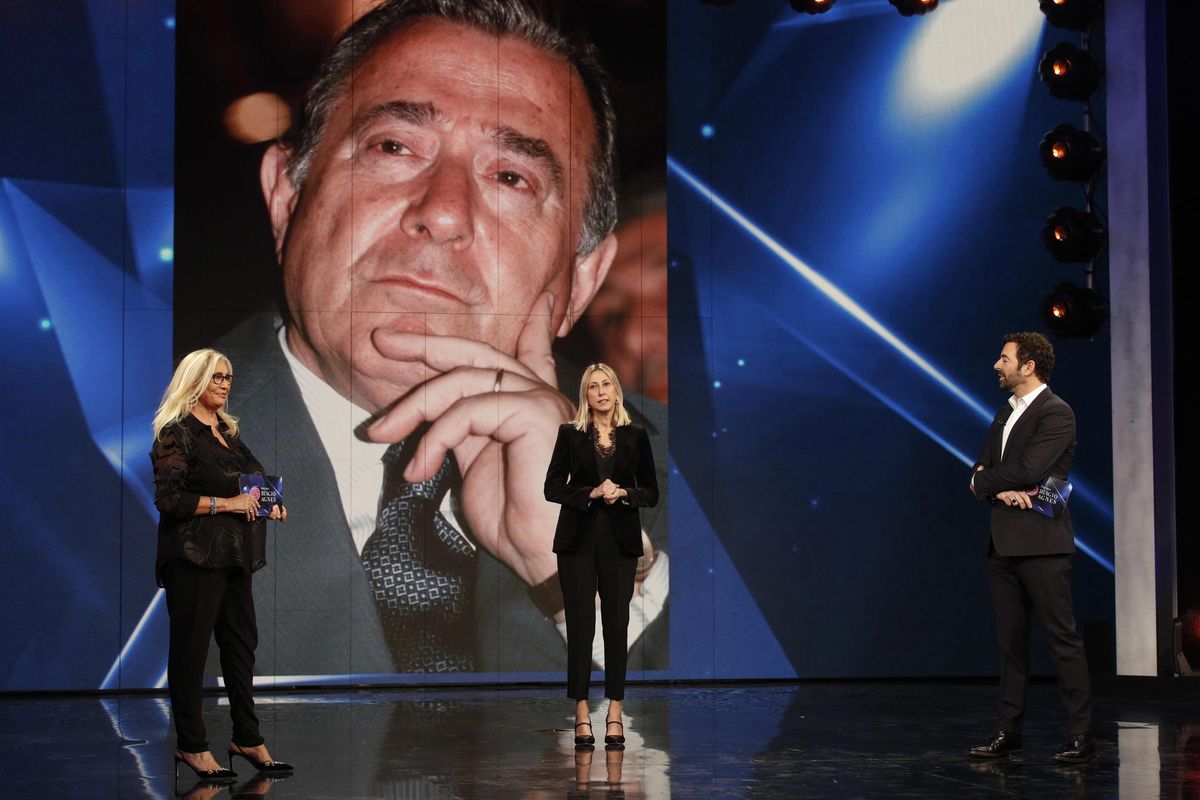 I partiti che strillano «no politici in Rai» si spartiscono il cda e lasciano fuori Fdi