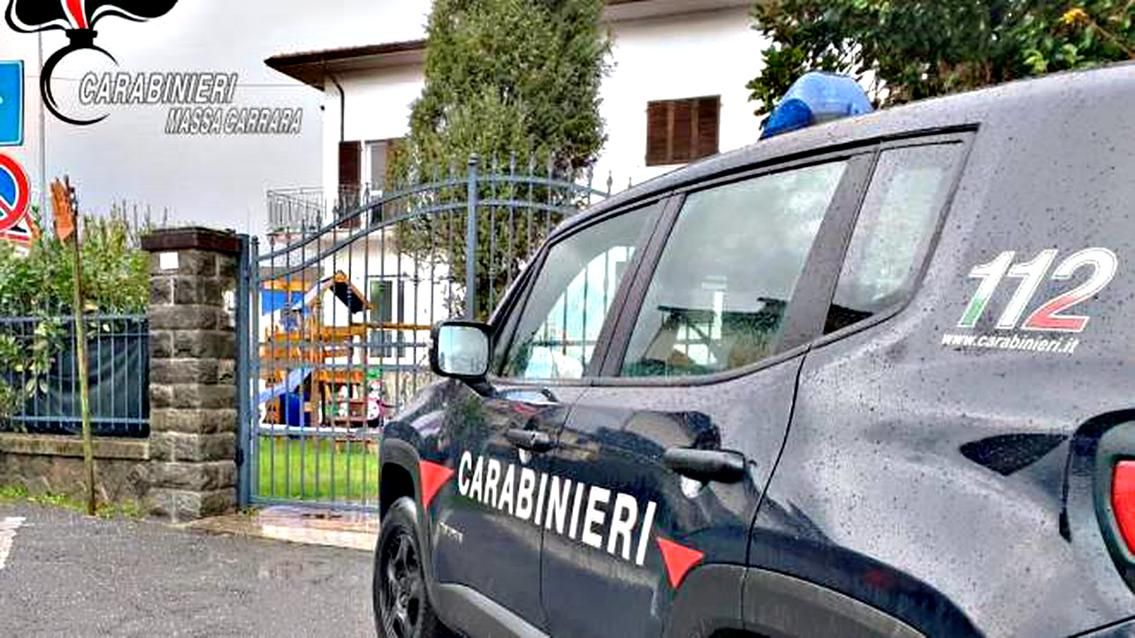 Nel lager della coop bimbi senza cibo: «I malati li scioglierei nell’acido...»