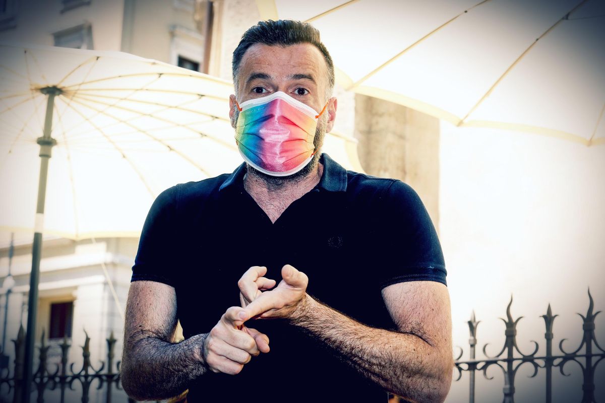 Sulle cifre della transfobia si ciurla nel manico