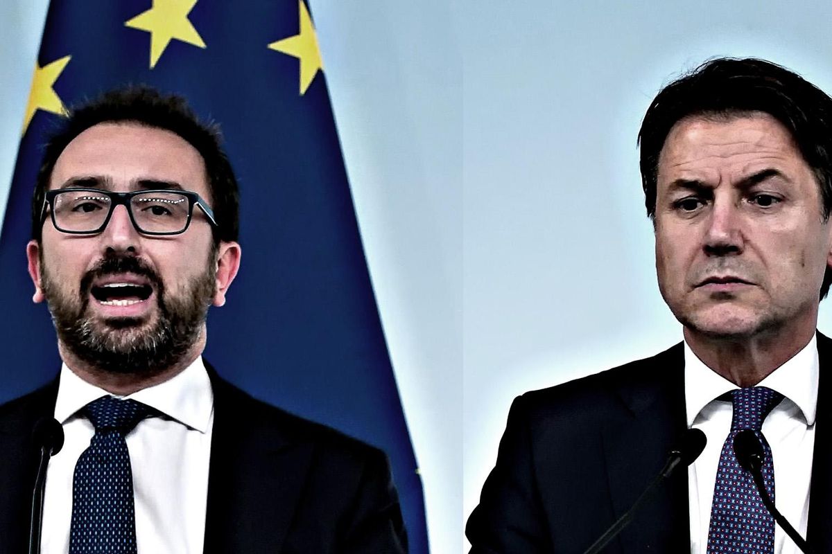 È guerriglia nel M5s Conte e Bonafede sparano sul governo