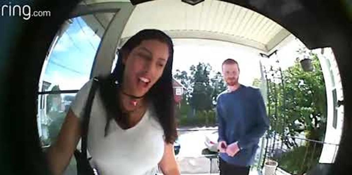 Dad ‘interrogates’ daughter’s date through doorbell camera