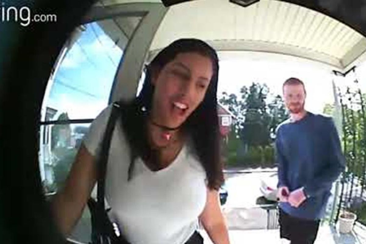 Clever dad hilariously interrogates his daughter's date through family's doorbell app