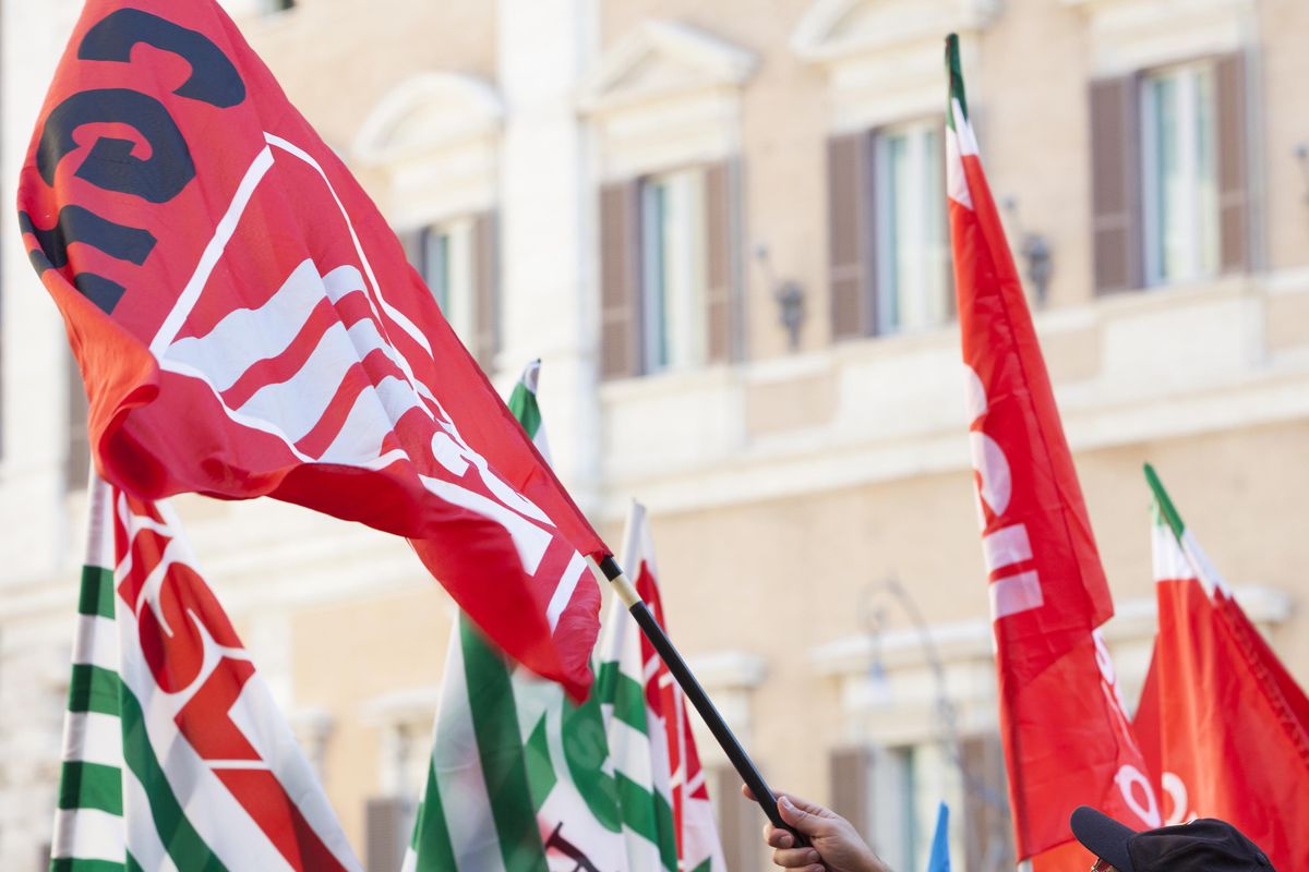 Sindacati fantasma. Dietro la sigla nazionale? Un solo dipendente