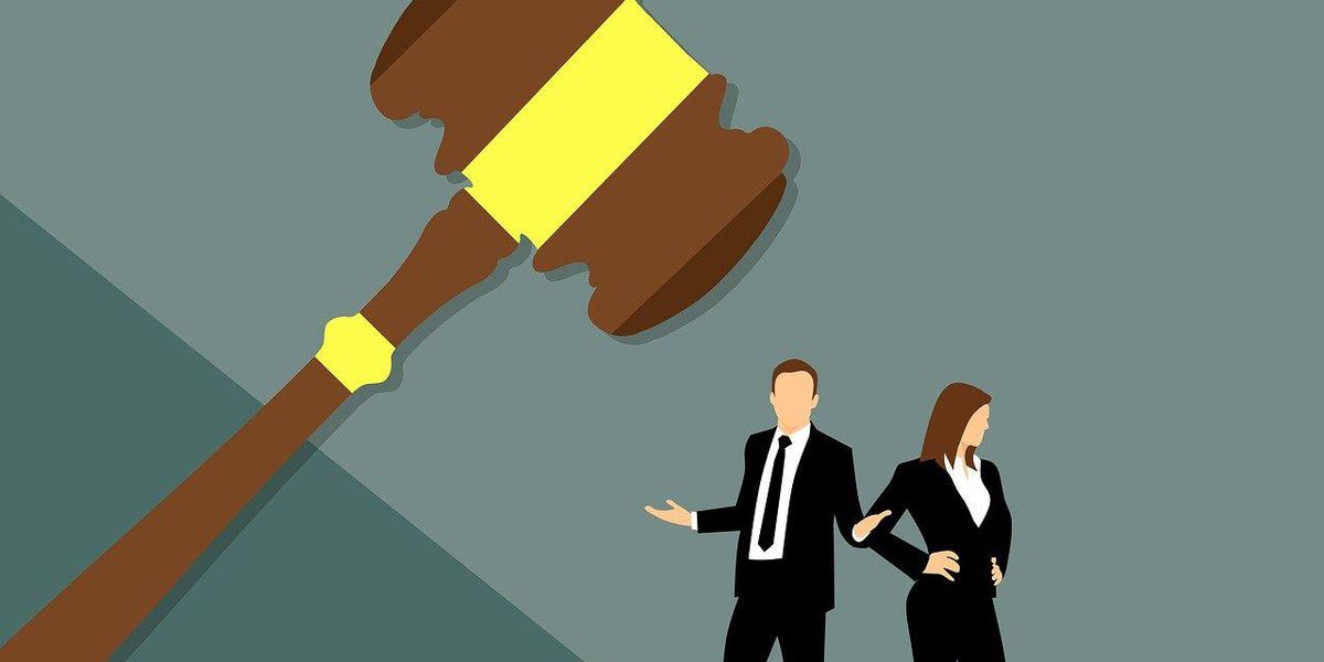 People Share The Pettiest Reason They've Ever Seen A Couple Divorce