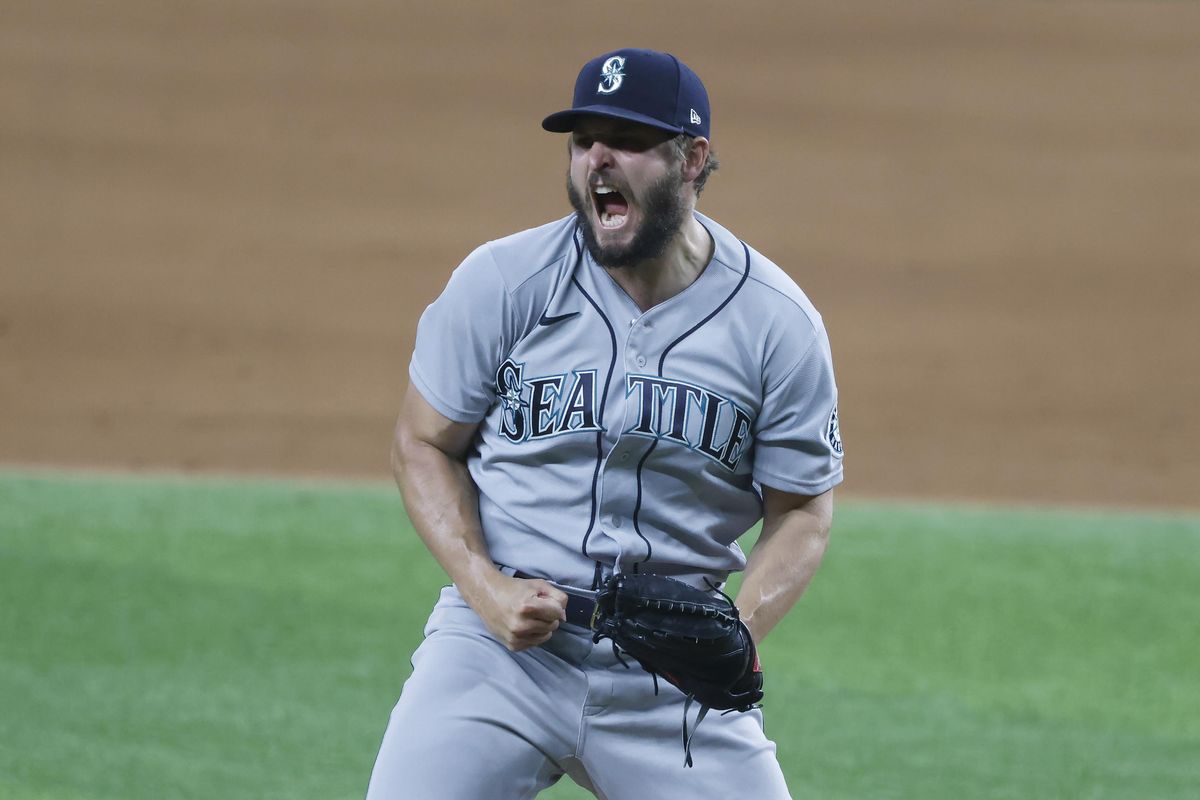 Astros add much-needed bullpen help ahead of Friday's deadline