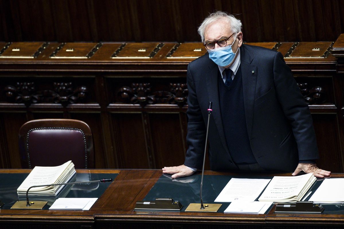 Il governo ora pensa all’obbligo per i prof. Ma Bianchi ammette: «Immune già l’85%»