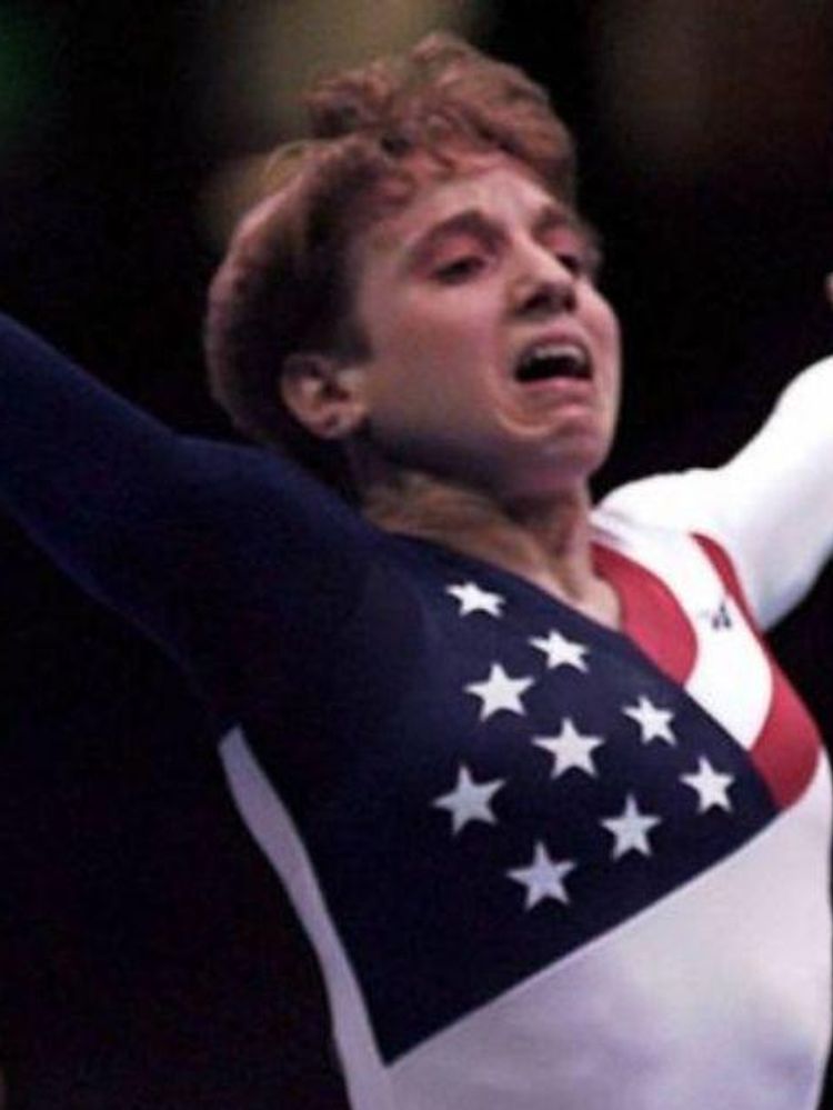 viral-post-thoughtfully-reexamines-kerri-strug-s-iconic-broken-ankle