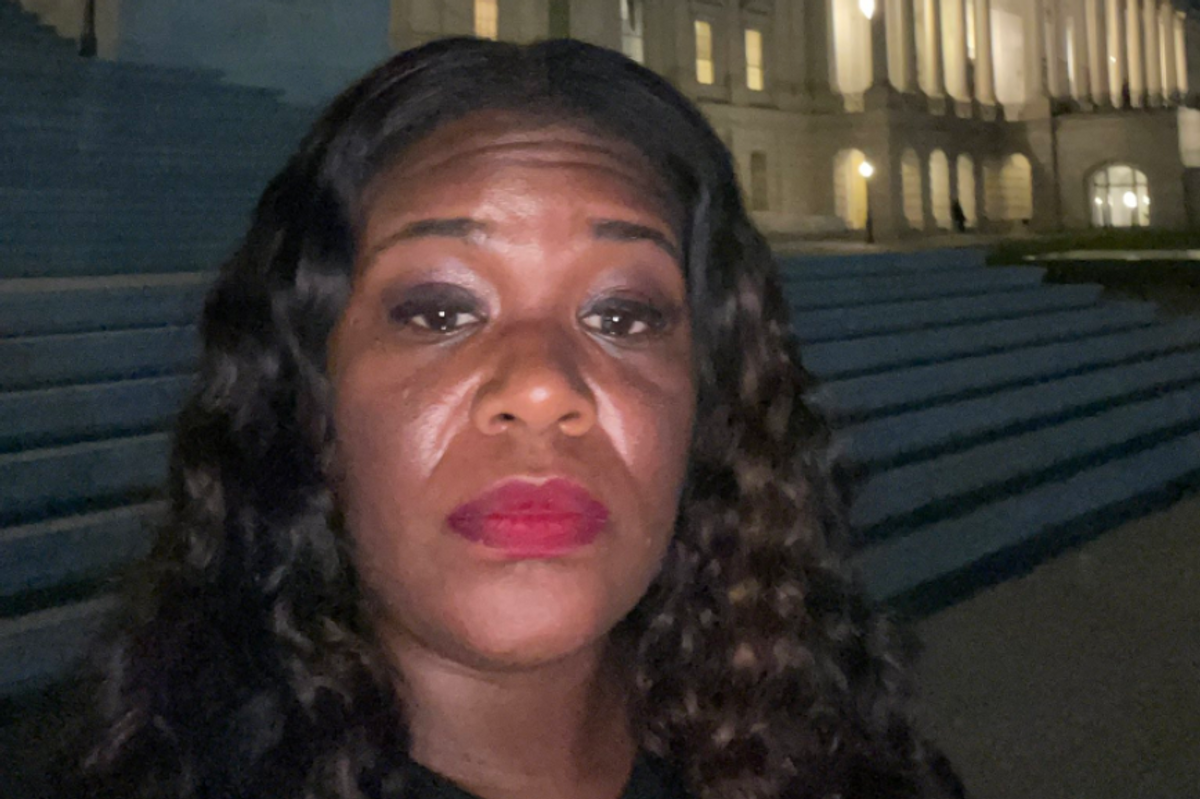Cori Bush Slept On The Capitol Steps Last Night To Keep People In Their Homes