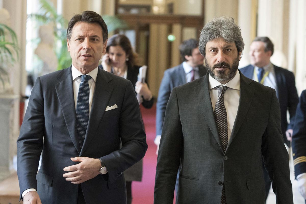 Giuseppi chiama i parlamentari M5s per fare finta che contino qualcosa