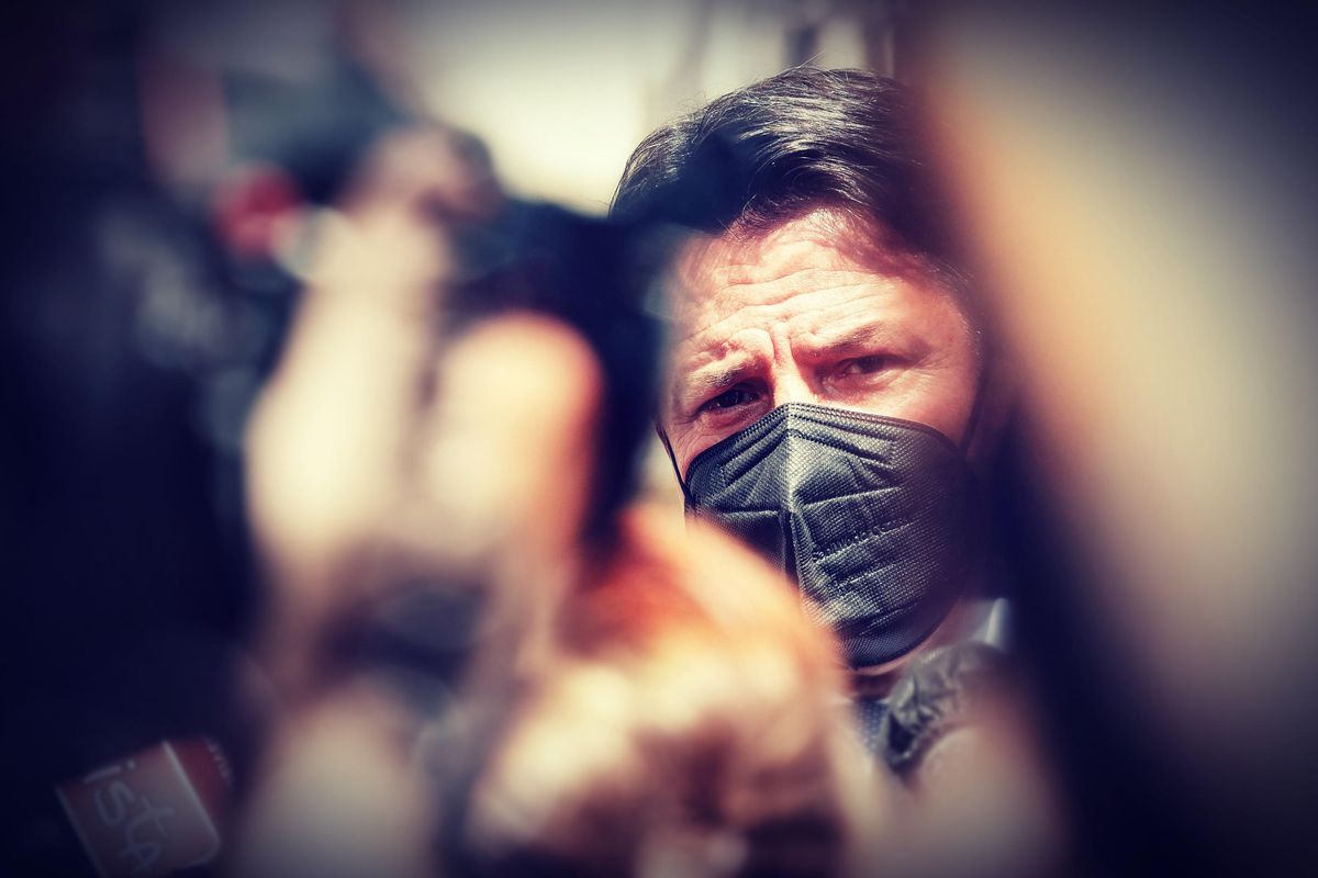 Giuseppi abbaia ma non può mordere