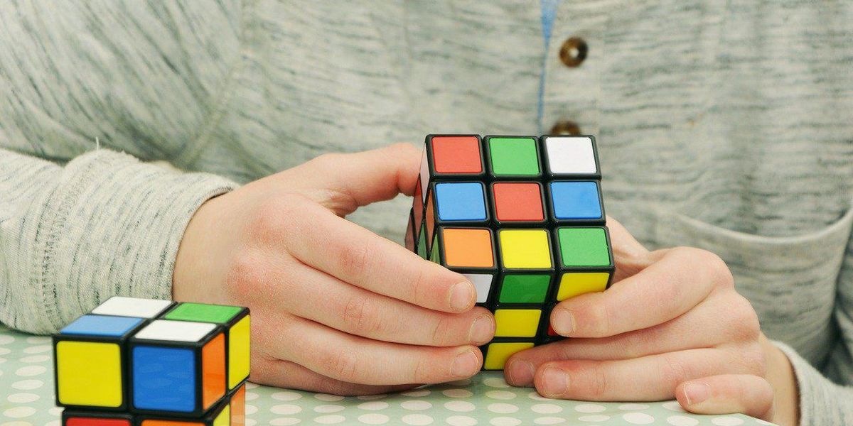 People Break Down Which Useless Skills They Totally Excel At