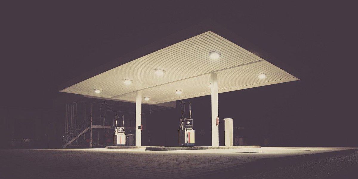People Share The Scariest Experiences They've Ever Had At A Gas Station