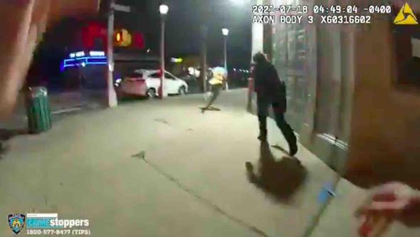 WATCH: Thug smashes glass bottle on NYPD officer’s head in unprovoked attack caught on bodycam video; suspect was arrested twice previously for assaulting cops WATCH: Thug smashes glass bottle on NYPD officer’s head in unprovoked attack caught on bodycam video; suspect was arrested twice previously for assaulting cops