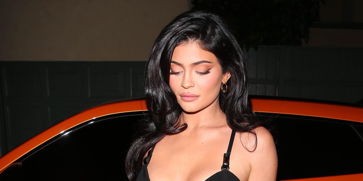 Kylie Jenner Has Gotten The Whole Of TikTok Hooked On This Dior Blush