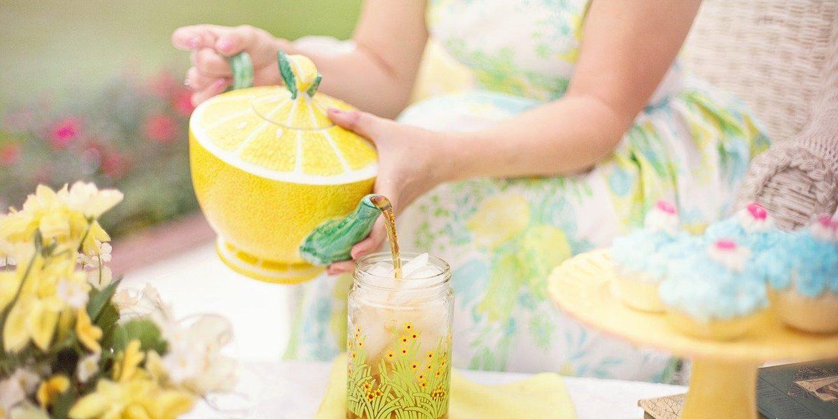People Describe The Most Disrespectful Thing A Guest Has Ever Done In Their Home