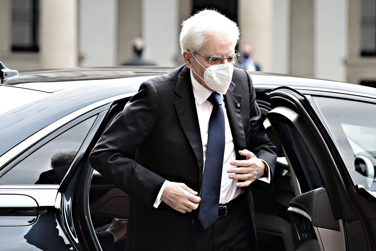 Tra dubbi, timori e lusinghe è partita la grancassa per confermare Mattarella