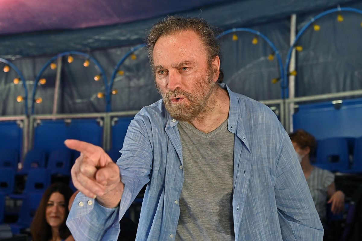 I due Nero riportano Kevin Spacey sul set. «I giudizi li lasciamo a chi ama la censura»
