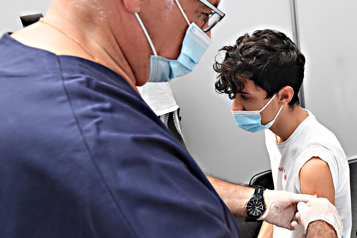 Potere della propaganda: farmaci trasformati nel nuovo Messia