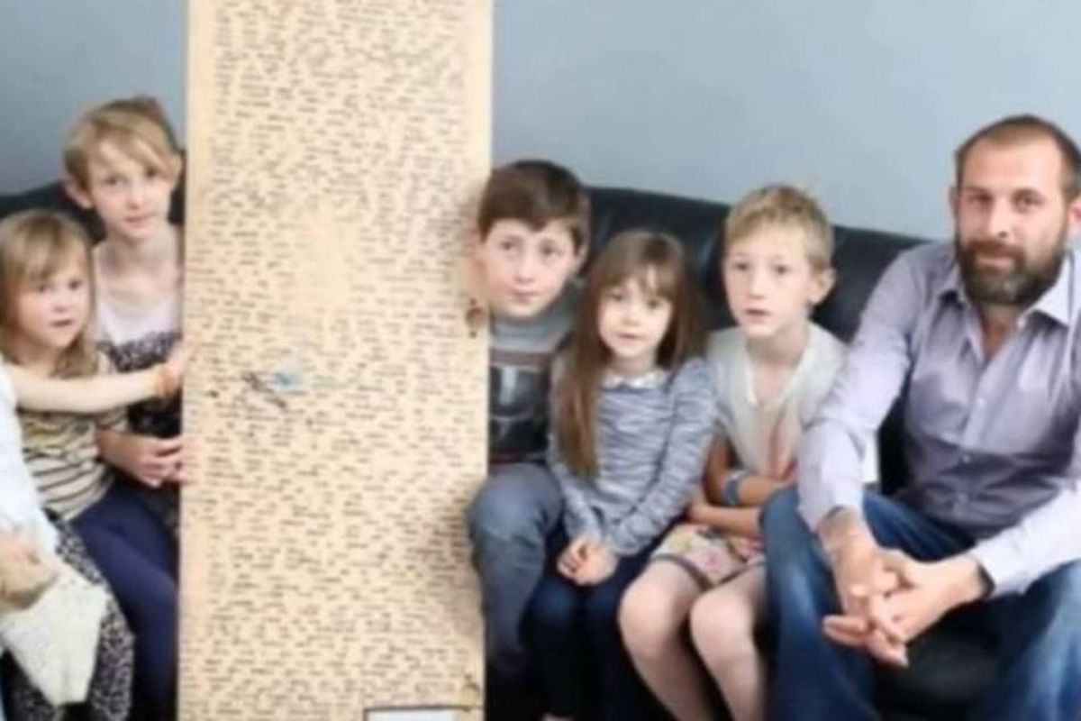 Devastated father makes an unbelievable discovery while cleaning out his deceased daughter's room
