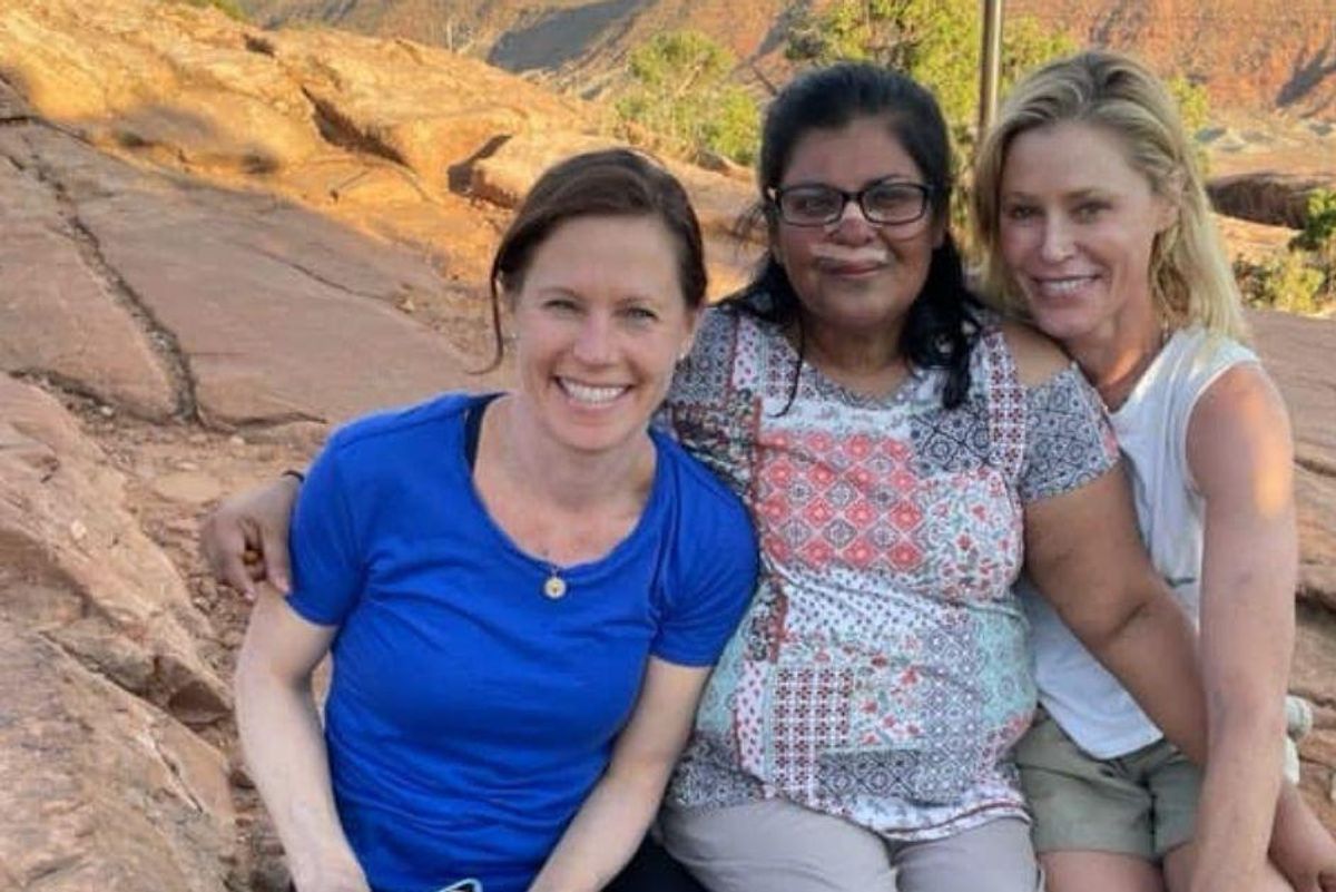 A woman fainted in Arches National Park. She woke up to actress Julie Bowen helping her.