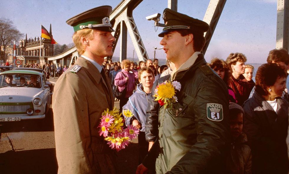 muro berlino 60 anni costruzione guerra fredda germania est germania ovest