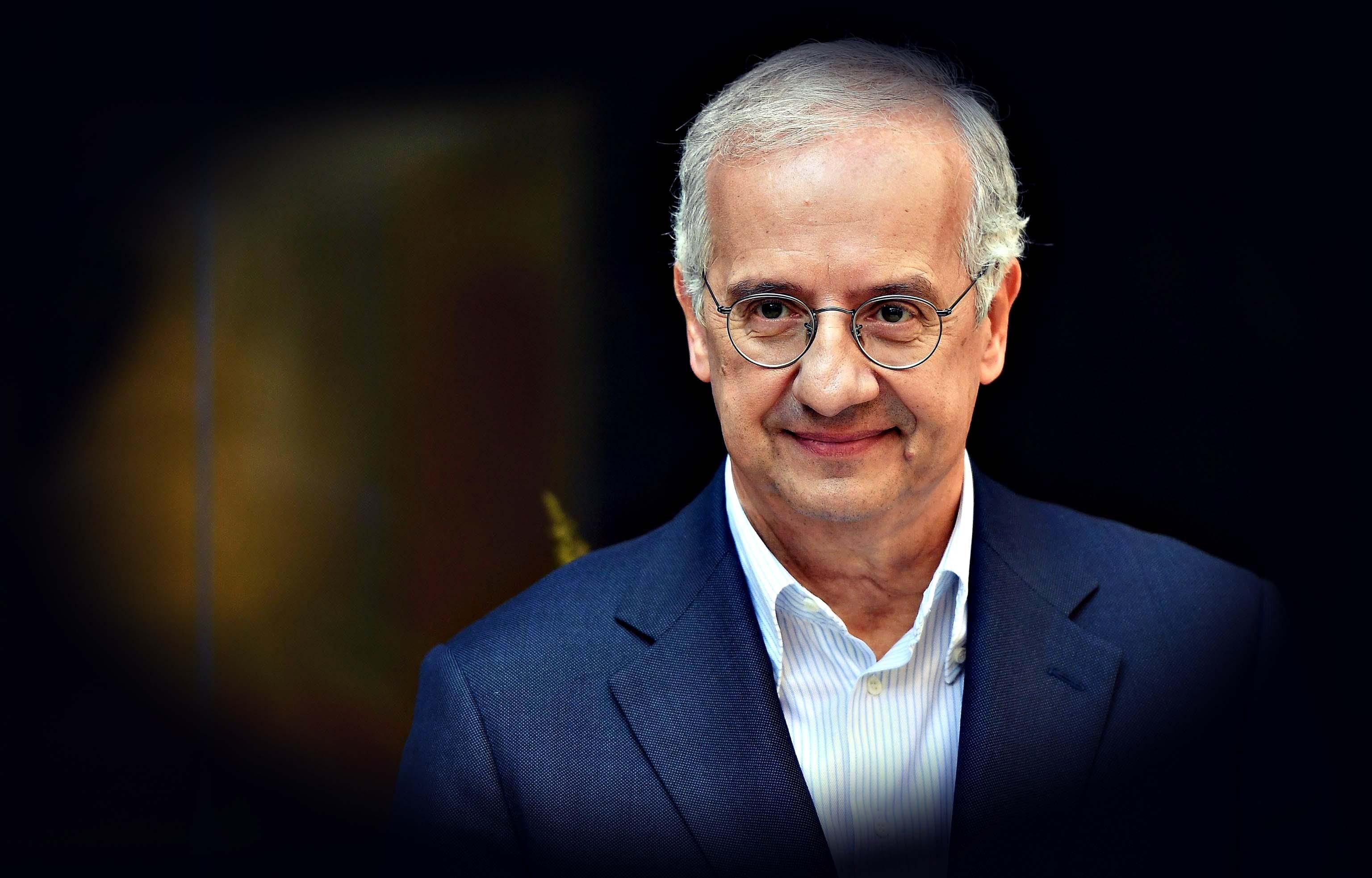 Per i pasdaran del dogma vaccinale i dubbiosi vanno insultati o rieducati