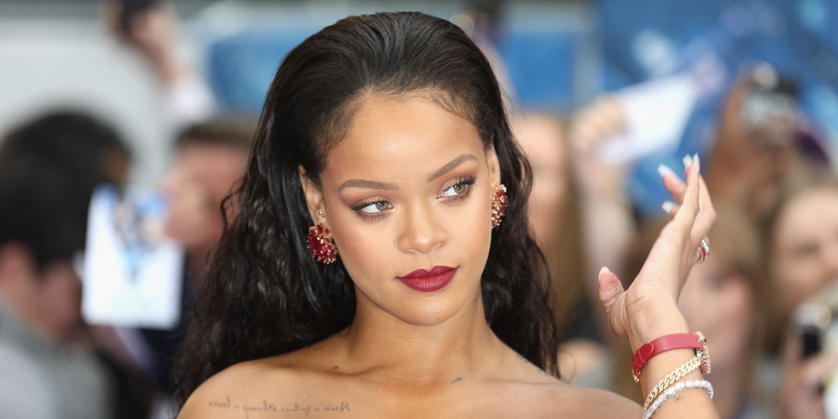 Rihanna Is Officially a Billionaire