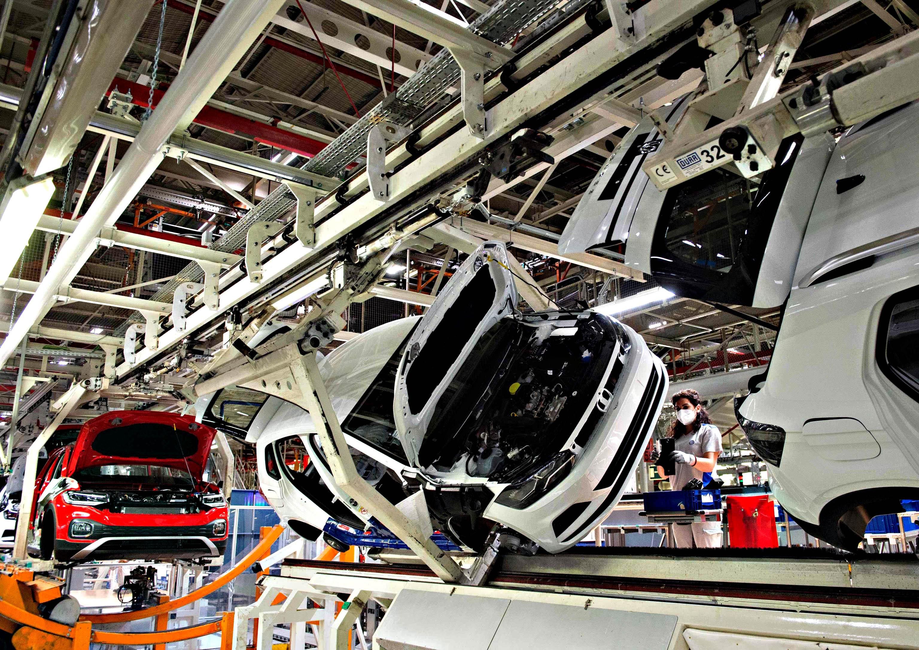 I colossi delle auto in tilt per la crisi dei chip