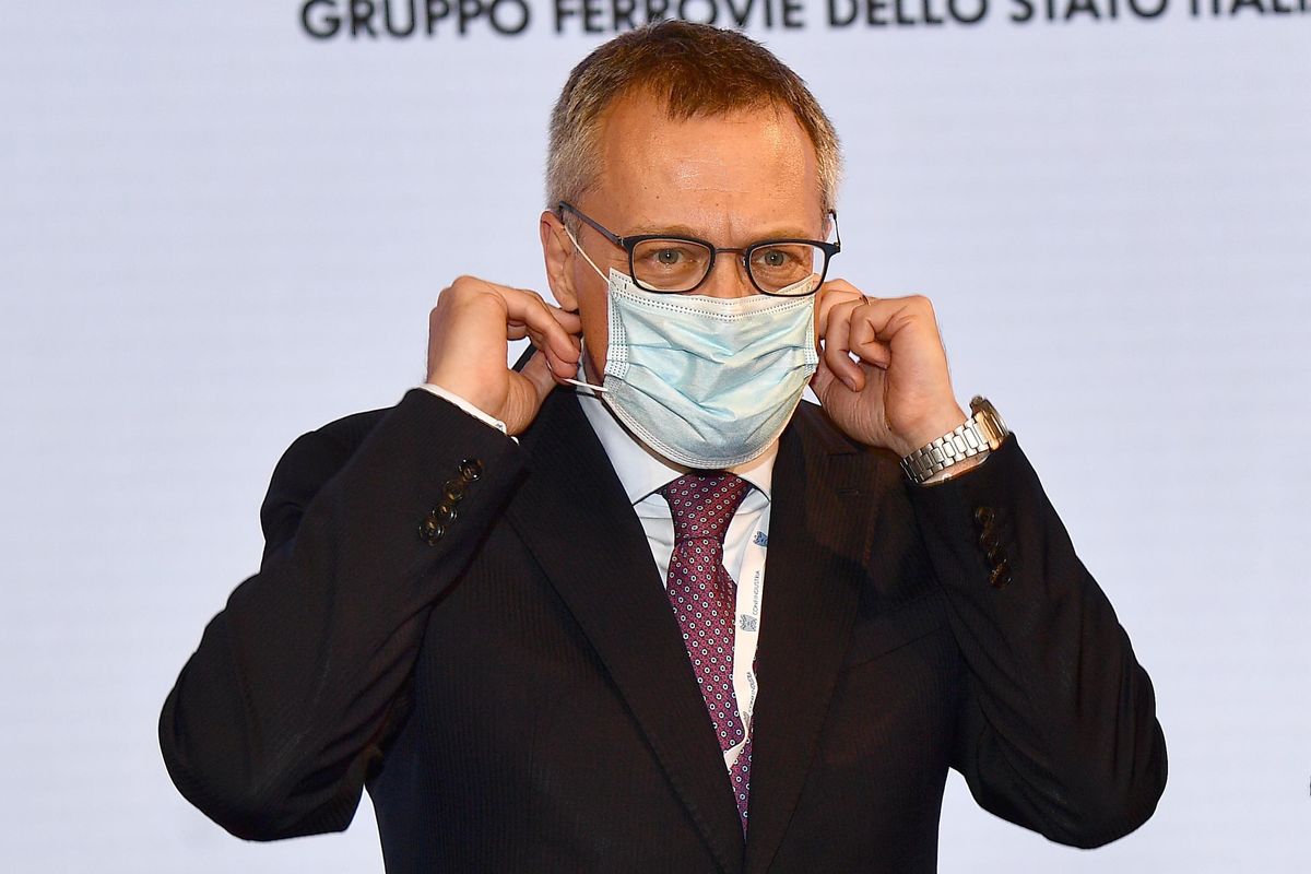 Confindustria parte lancia in resta per imporre i vaccini in fabbrica