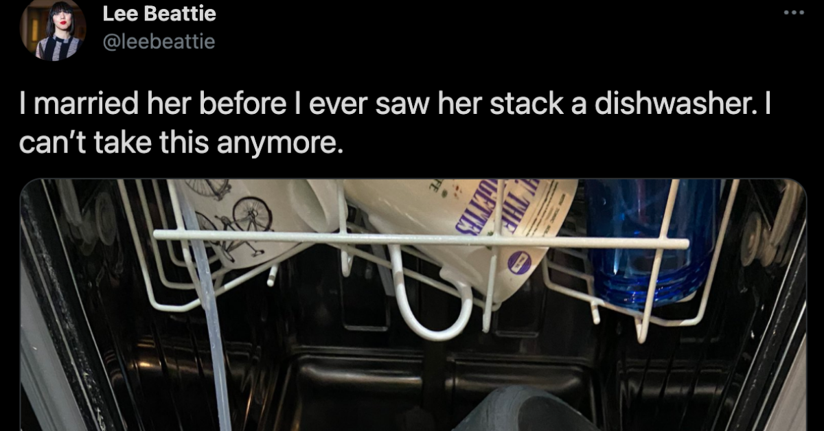 Woman's Viral Photo Showing How Her Wife Loads The Dishwasher Sparks Fierce Debate On Twitter
