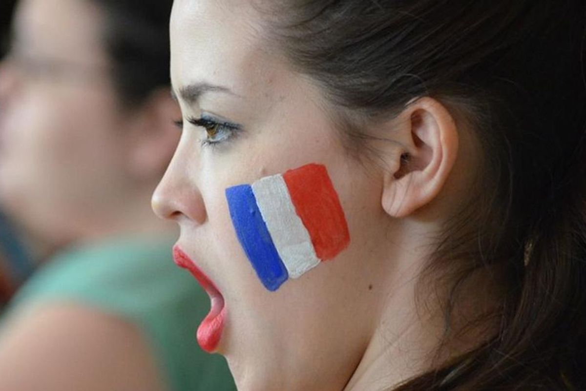 Under French law, businesses can’t email employees after work hours