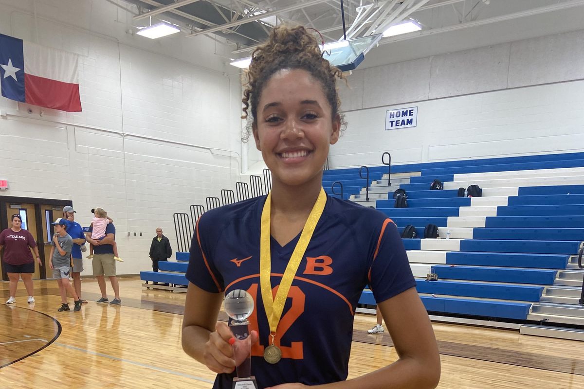 Gibson, Brandeis rally to win tourney championship