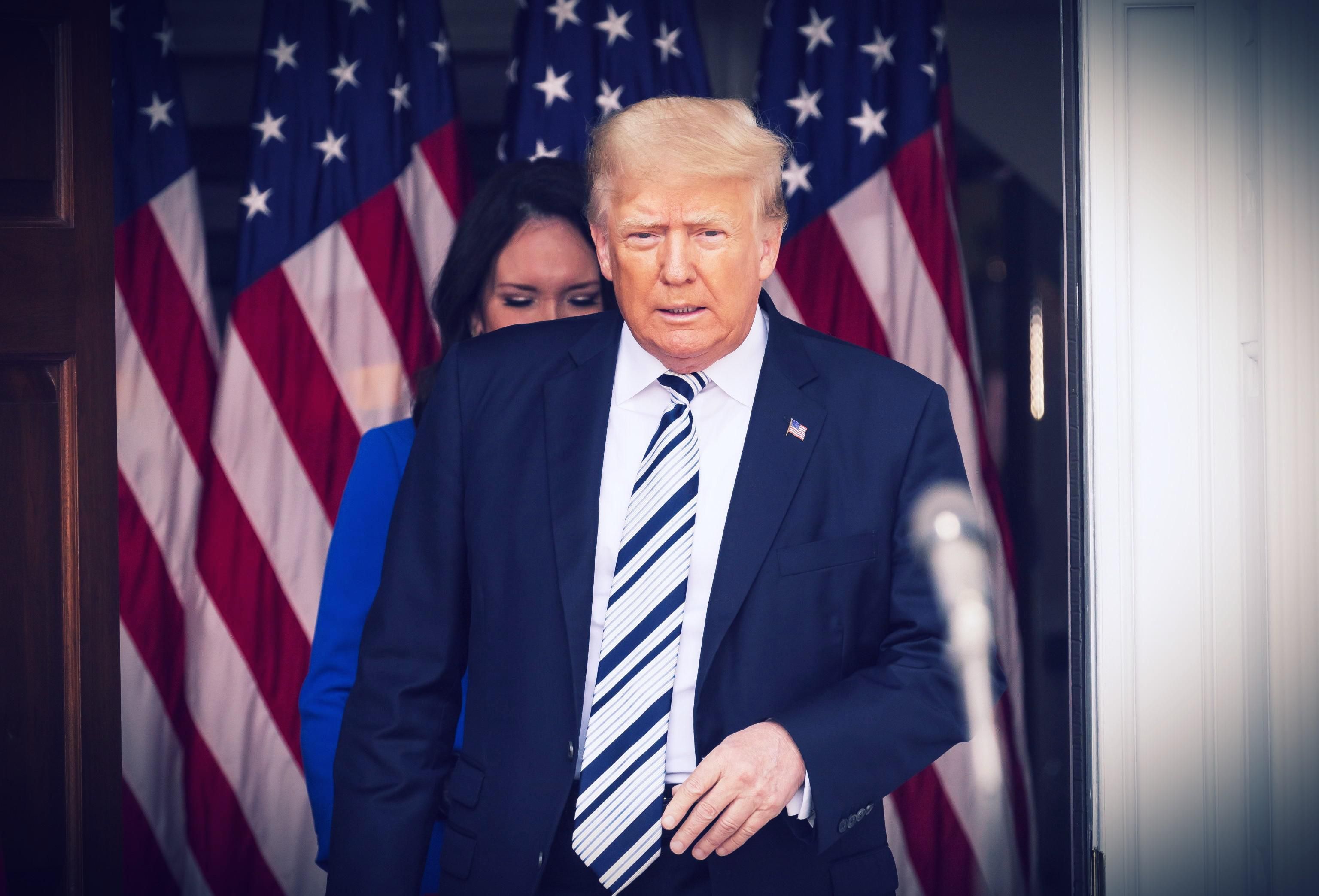 «La lista dei fuggitivi in mano ai talebani». Il presidente traballa