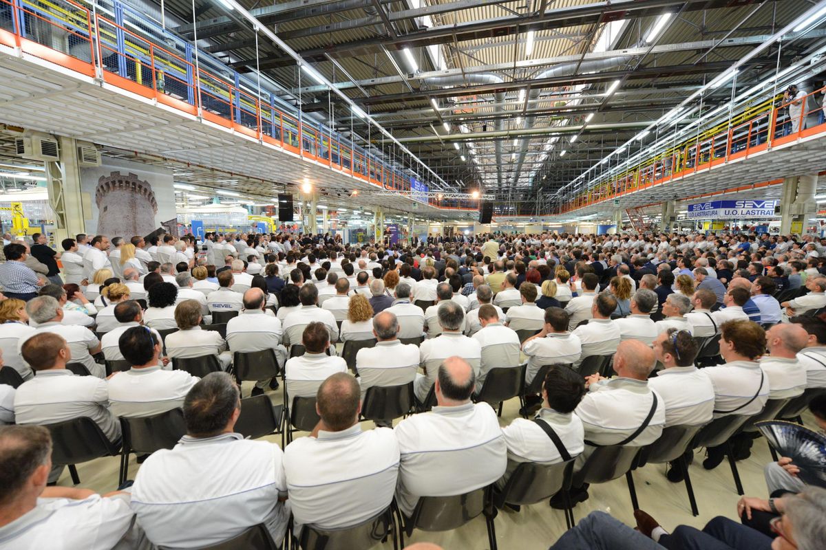 Primo sciopero contro Stellantis. Alla Sevel in pericolo 705 lavoratori