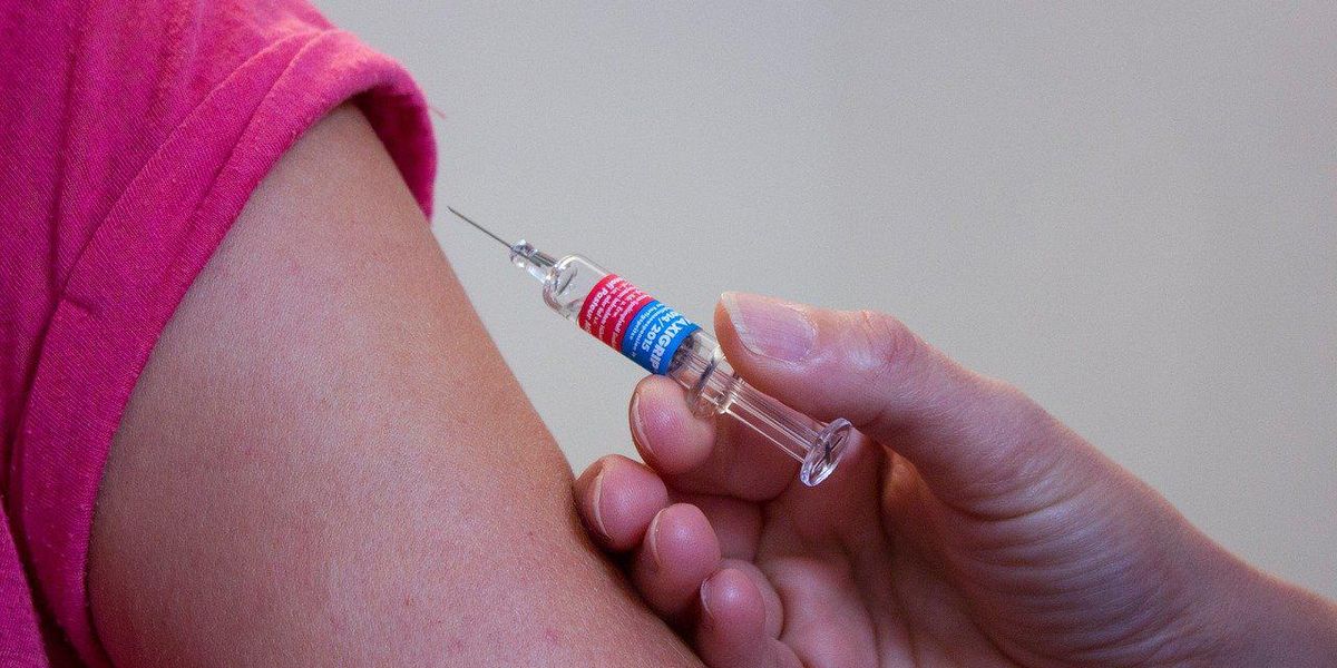 Former Anti-Vaxxers Explain What Actually Made Them Change Their Mind