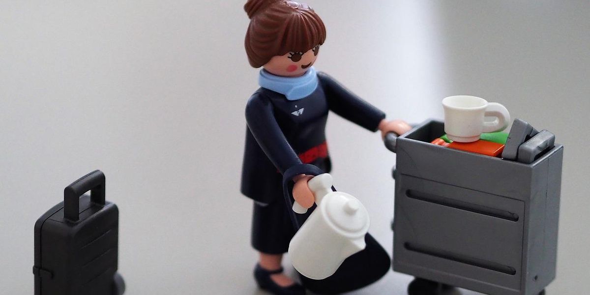 Flight Attendants Describe Their Craziest Experiences On The Job