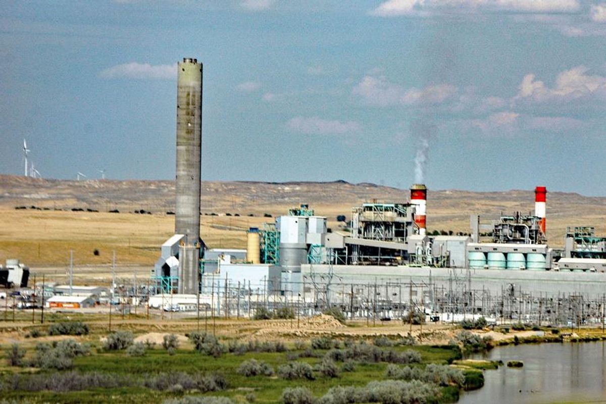 Wyoming's Biggest Utility Murdering Coal Plants, Guess Wyoming Will Have To Sue 'Wyoming'