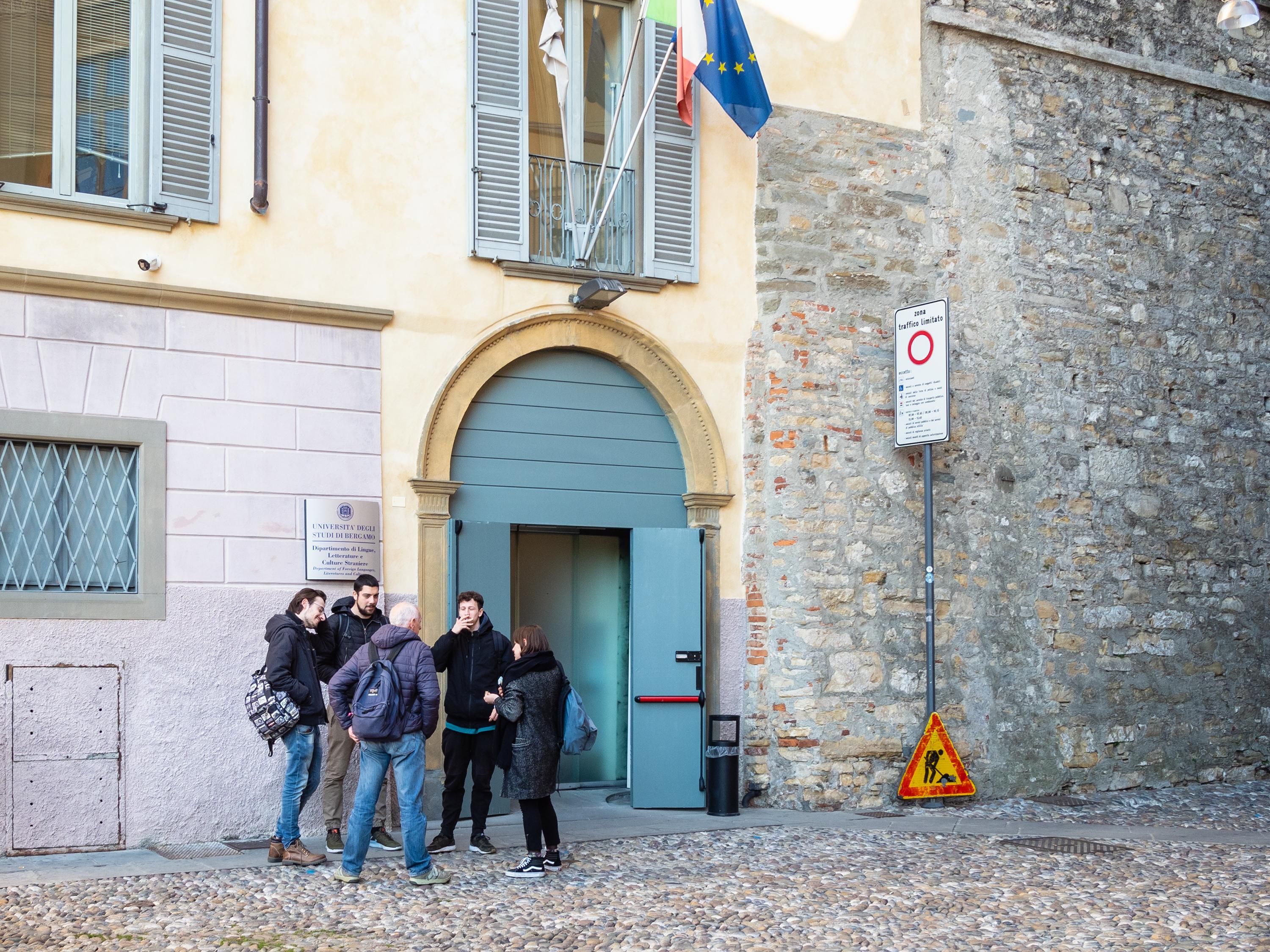 Anche gli studenti di Bergamo contro il pass