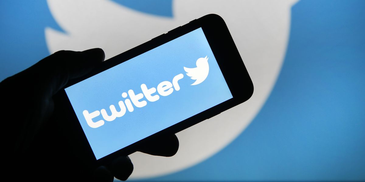Get Paid to Tweet With 'Super Follows'