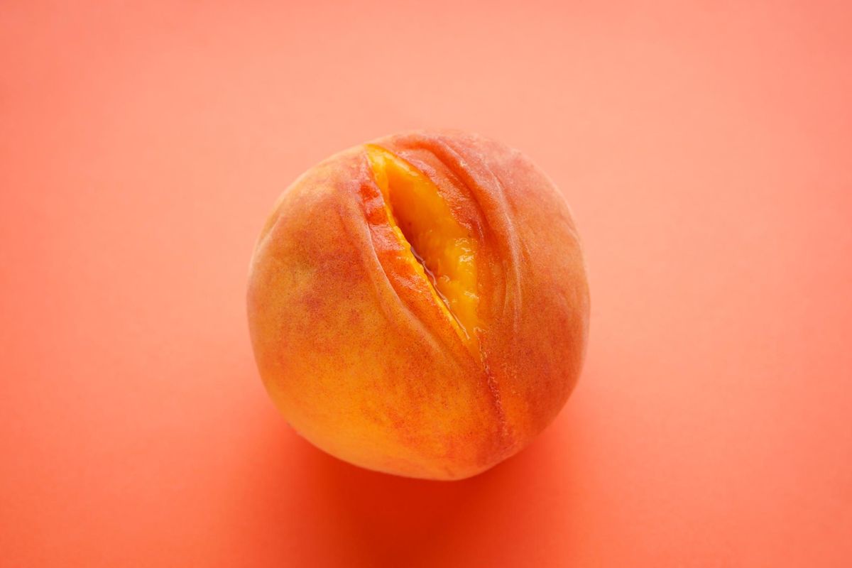 Peaches in panties: How peaches became the sexiest fruit on earth
