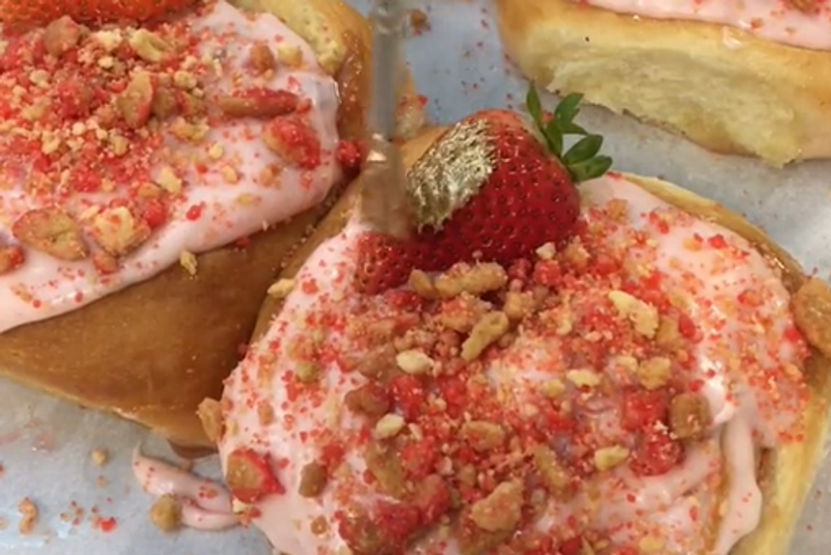Austin baker sells out in minutes after his sweet roll TikTok goes viral