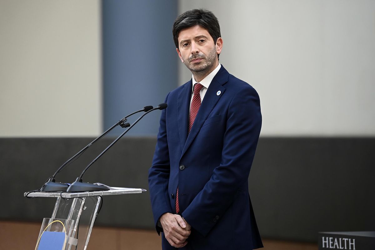 I vaccinati infettano. Il governo tace sui numeri