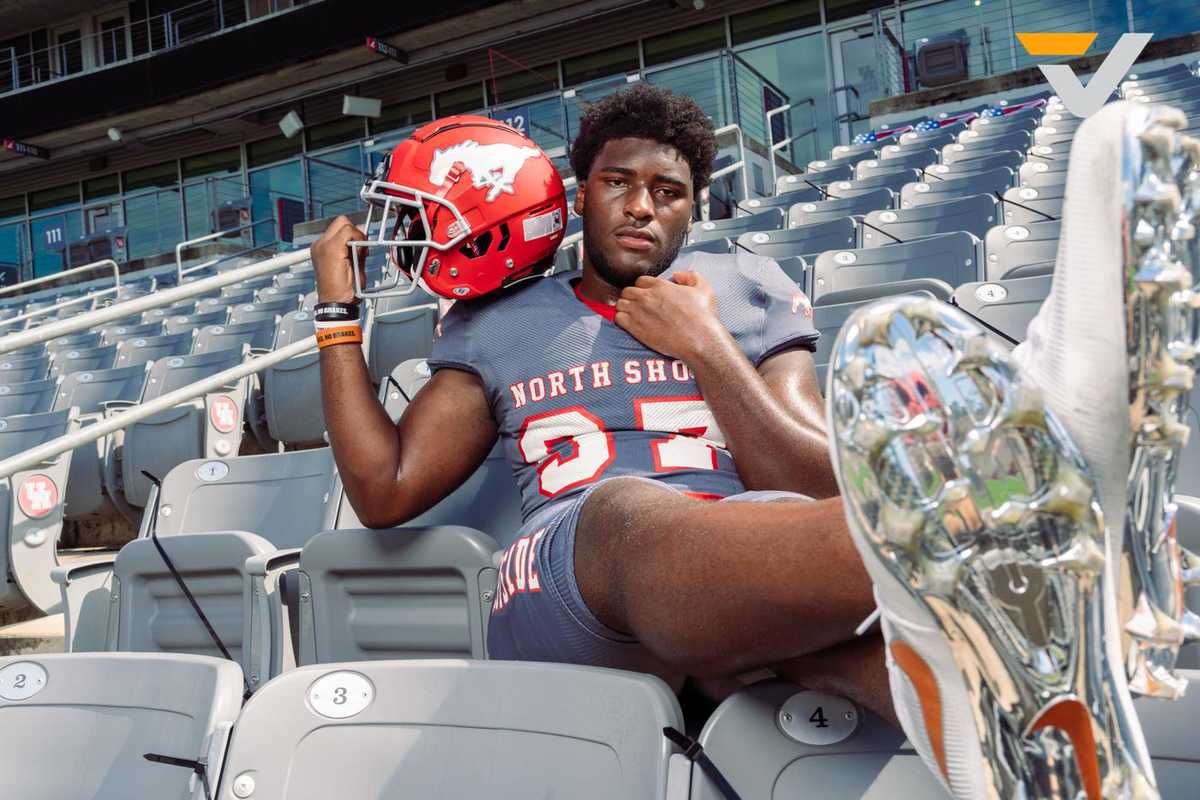 VYPE Houston Defensive Lineman of the Year Fan Poll presented by Academy Sports + Outdoors