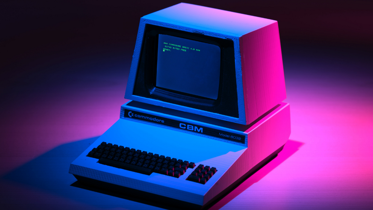 People Confess What They Miss Most About The Early Days Of The Internet