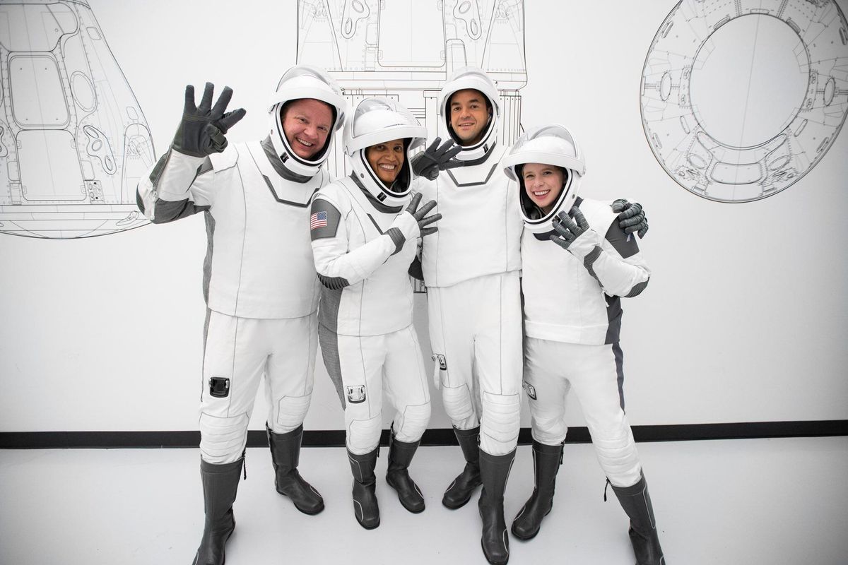 SpaceX’s all-civilian crew sends views from space after successful Inspiration4 launch