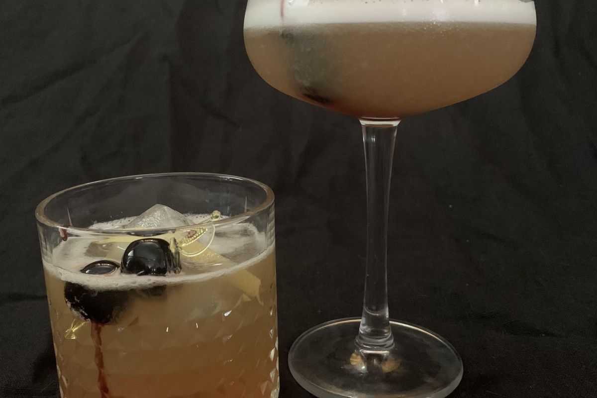 Welcome to Wonkette Happy Hour, With This Week's Cocktail, The Godfather Sour!