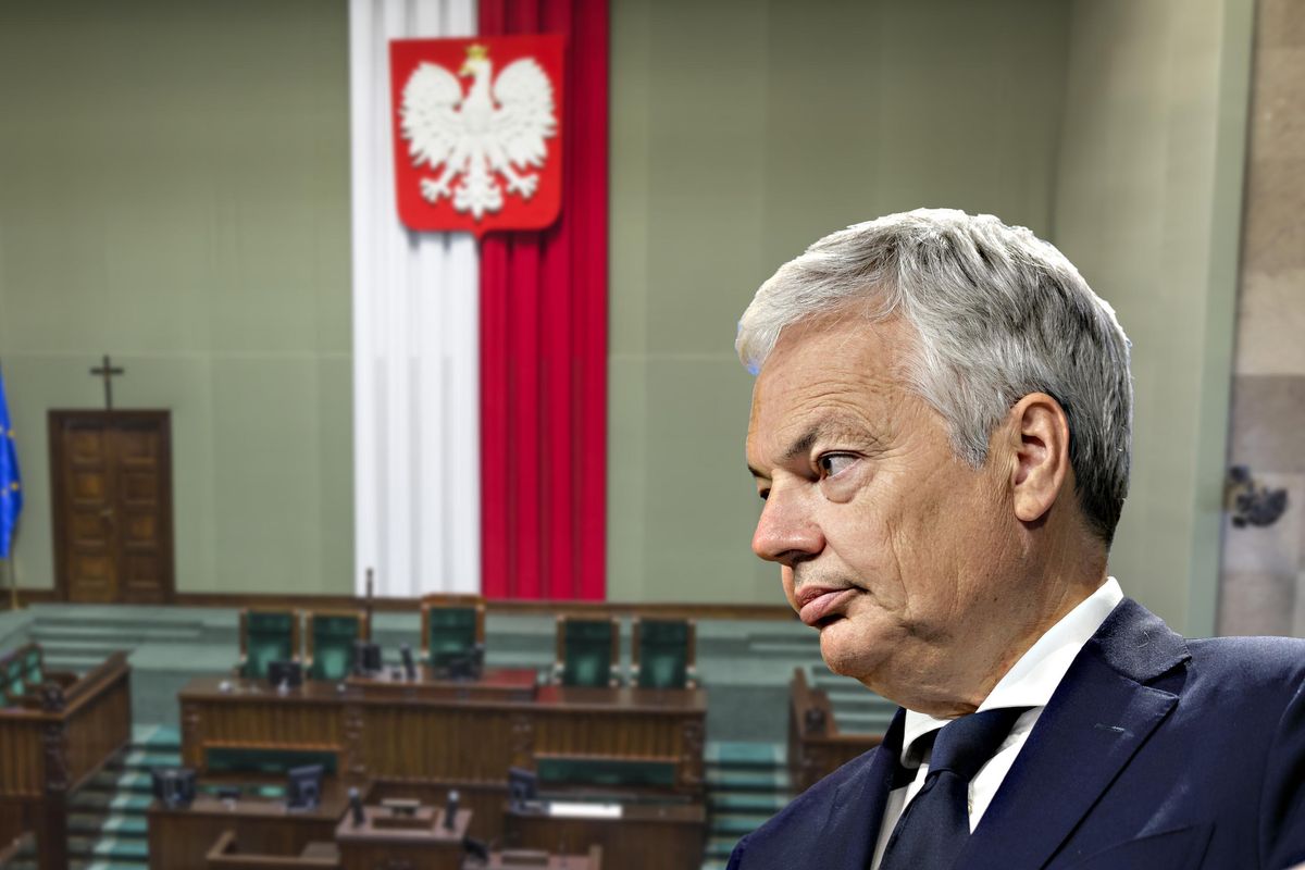 Manovra a tenaglia di Bruxelles per piegare la Polonia ai diktat Ue