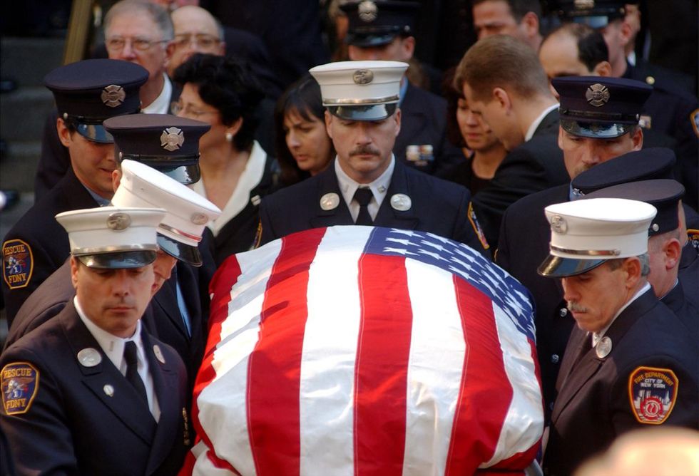 11 settembre new york torri gemelle pompieri