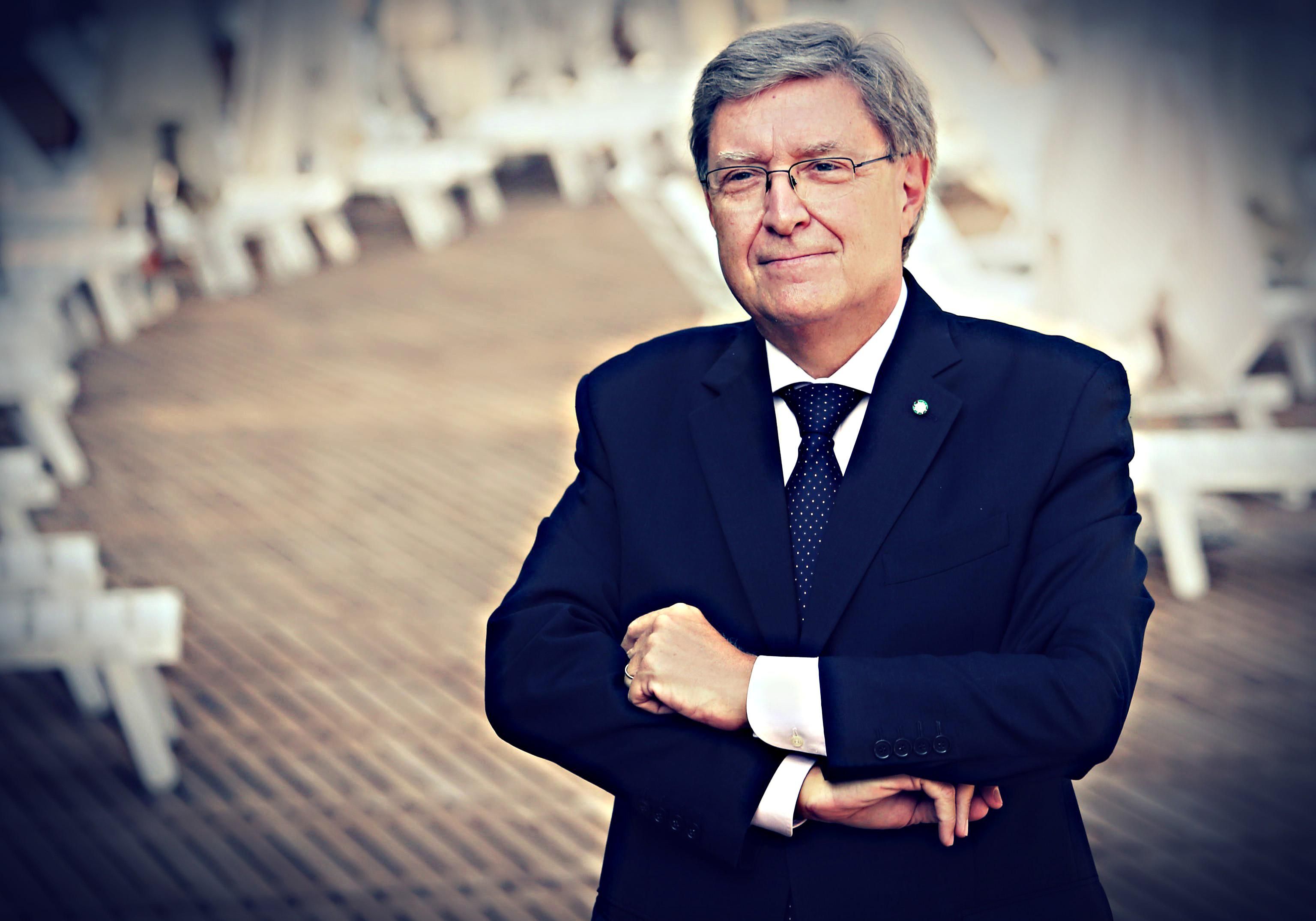 Bandiera bianca sul green pass: «Sui trasporti è impossibile»